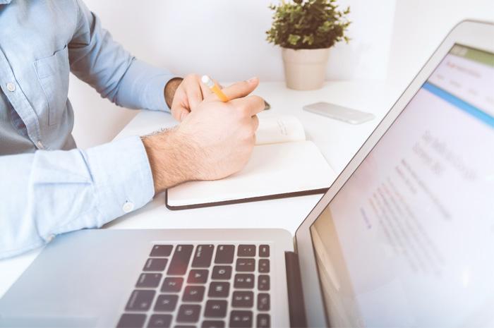 The significance of automated attendance applications for the corporates: A comparative analysis of time spent in office versus desktop