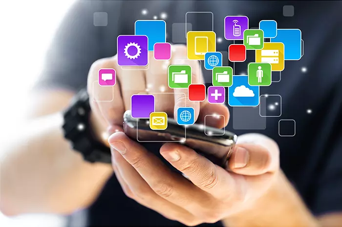 5 Vital Factors To Consider While Developing Hybrid Mobile Apps